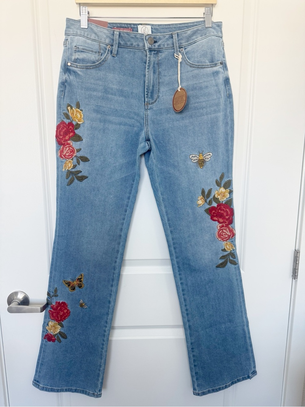 Driftwood Kylee Bootcut Jeans Floral Bumble Bee Embroidered Boho Festival